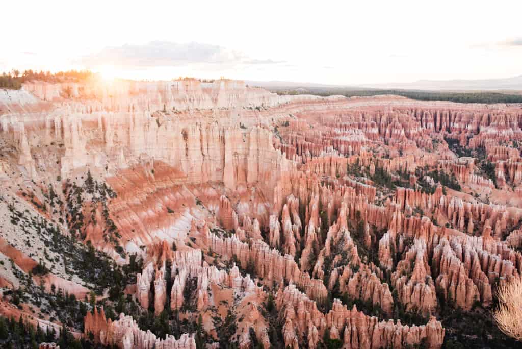 Zion and Bryce Canyon | Zion National Park and Bryce Canyon National Park | Zion and Bryce Canyon Guide | Zion and Bryce Itinerary | Zion Itinerary | Zion Hikes | Bryce Canyon Itinerary | Bryce Canyon Hikes | Things to do at Zion | Things to do at Bryce Canyon | Where to stay at Zion | Where to stay at Bryce Canyon | Zion to Bryce Canyon | Zion National Park to Bryce Canyon