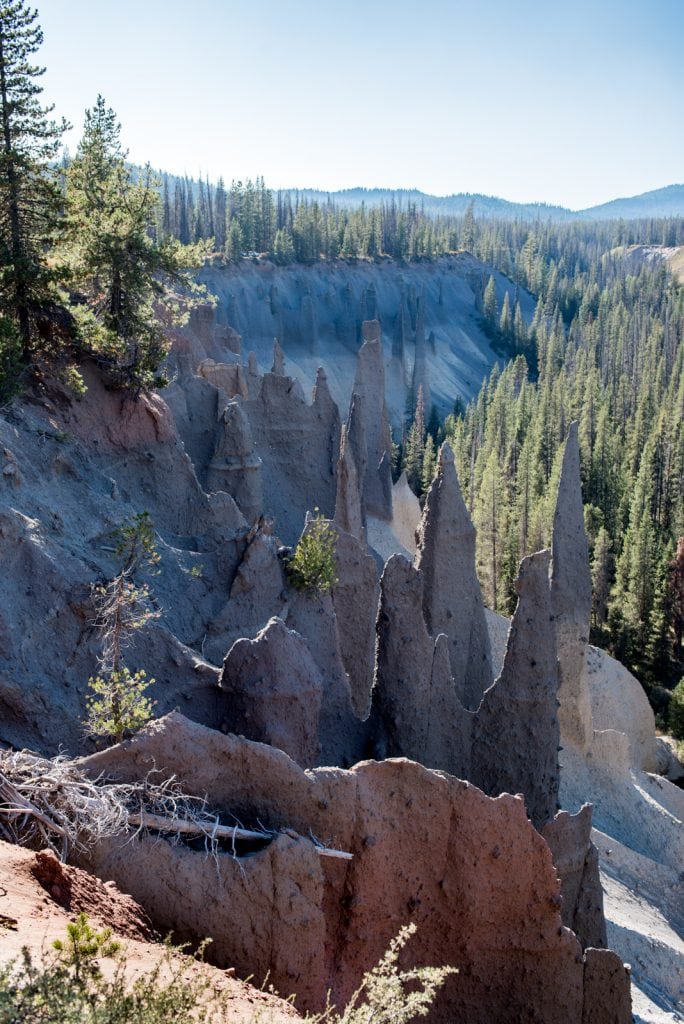 Pinnacles Valley Trail | The BEST things to do at Crater Lake National Park in Oregon