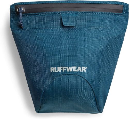Great gifts for hikers with dogs