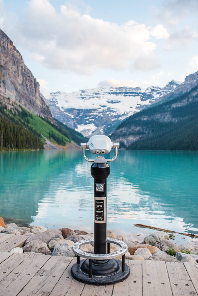 How to visit Lake Louise by shuttle in 2024