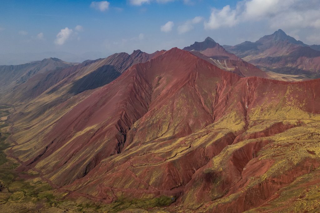 Rainbow Mountain and Red Valley- The 12 BEST day trips from Cusco