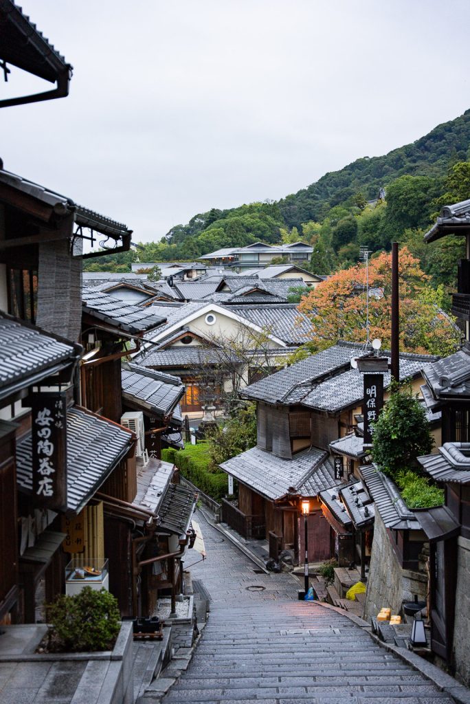 Ninenzaka and Sannenzaka Pathways | 3 days in Kyoto Itinerary