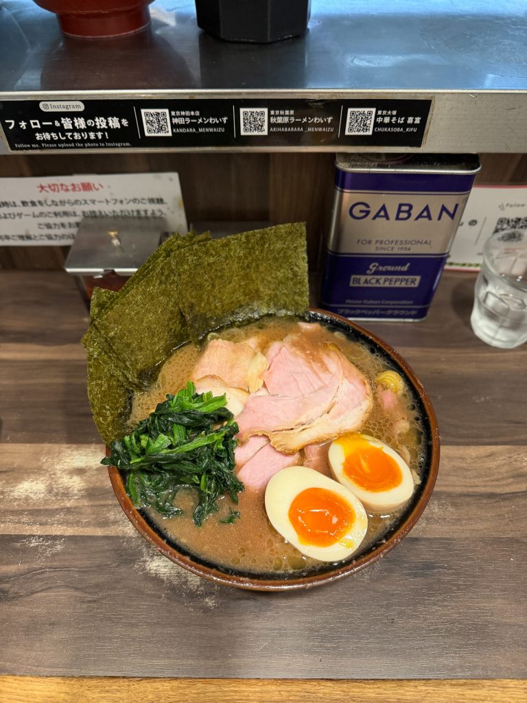 Ramen | Foods to try in Japan