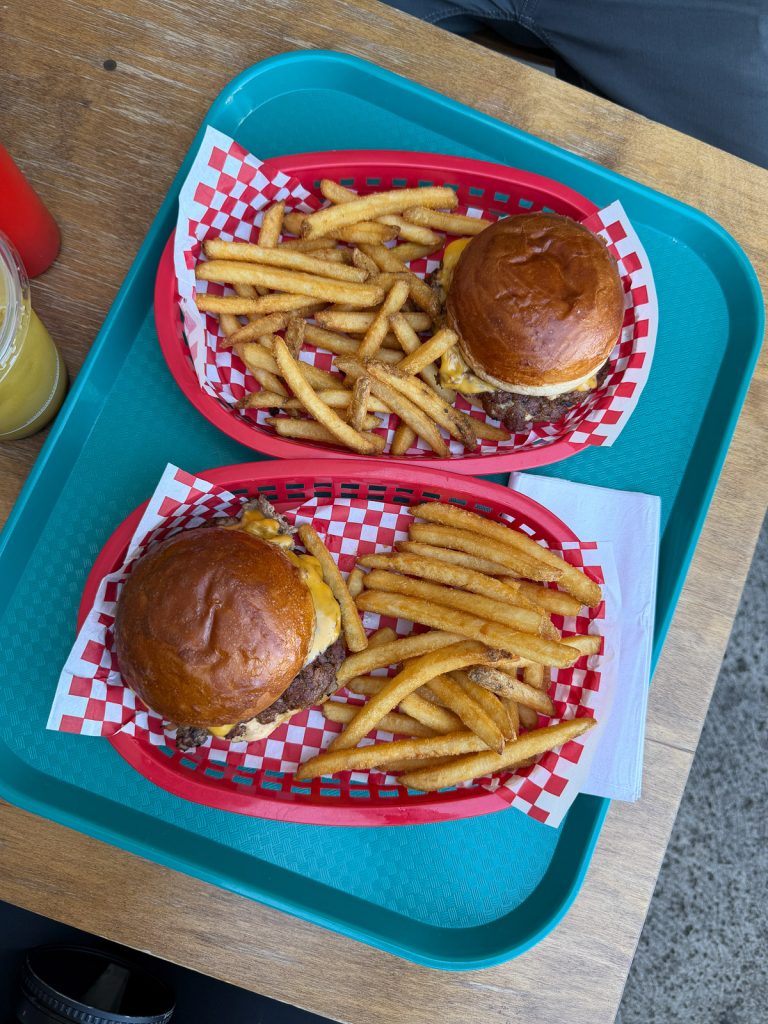Velzyland - Best Places to Eat on Maui