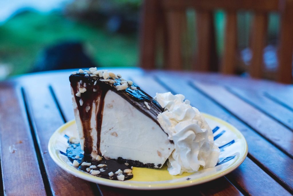 Duke's- Places to Eat on Maui, Hawaii